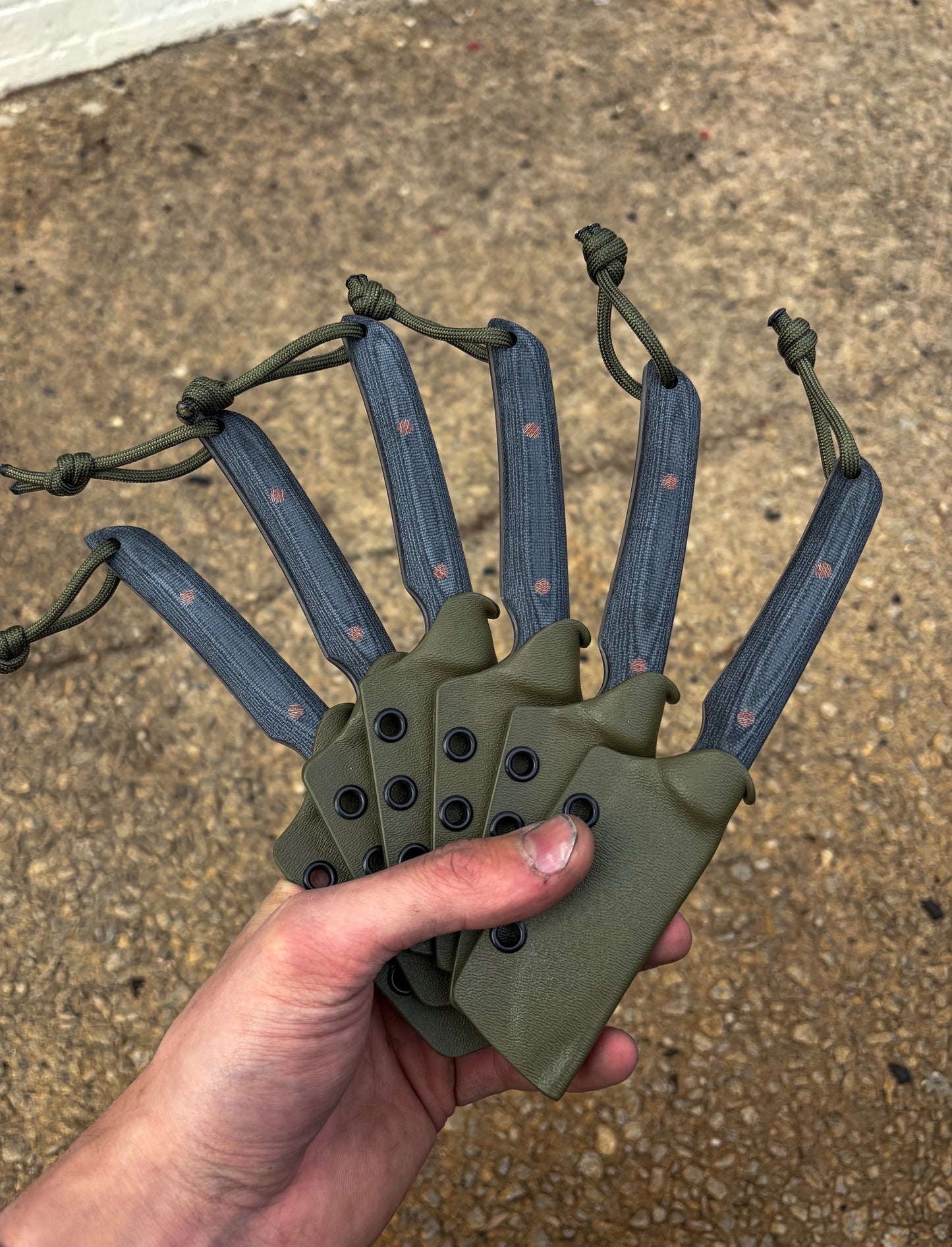 Drop Point Daggers- Magnacut